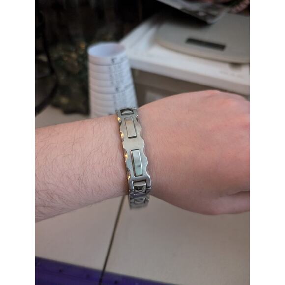 Men's Solid Brushed Stainless Steel Bracelet 8.25 Inch Long - Picture 4 of 7